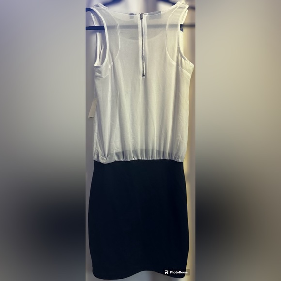 Brand New White sheer top with black pencil bottom Style Dress. Size Small. - Picture 2 of 7